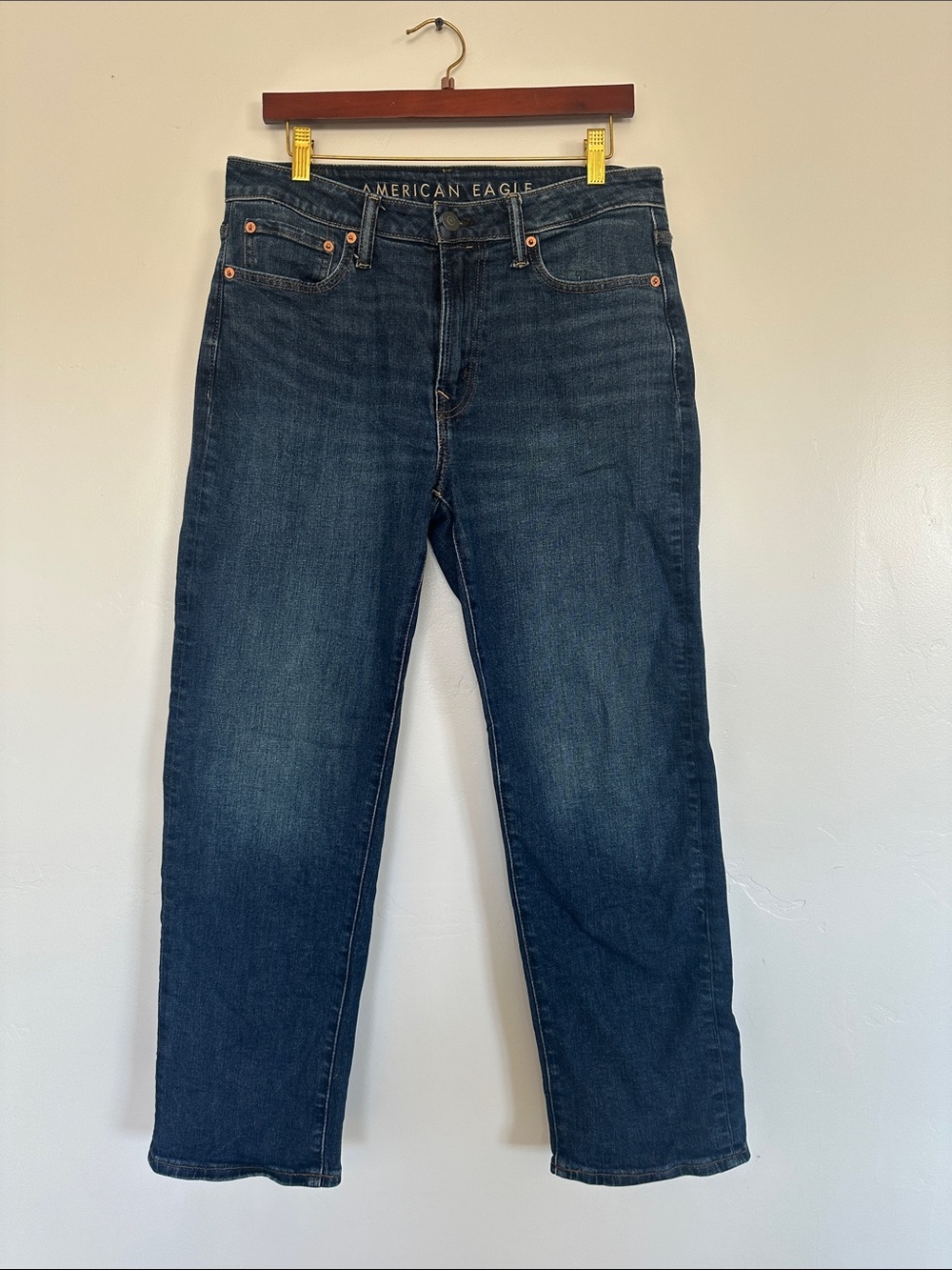 American Eagle Outfitters Women’s Relaxed straight leg Jeans